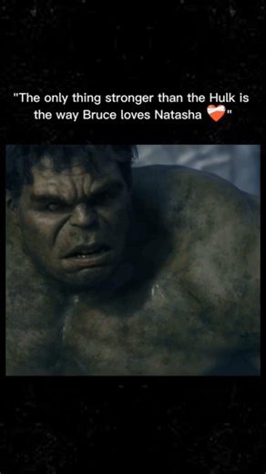 Bruce and Natasha : the most emotional Hulk moment ❤️‍🩹 #marvel #emotional #hulk #mcu #shorts