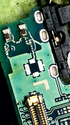 Flexcable antena Connector repair ..! #technology #smartphonerepairs #electronic #soldering #jobs