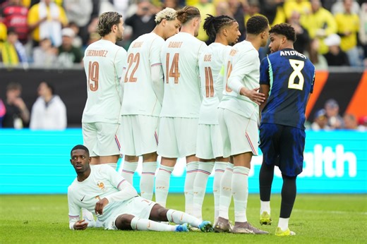 Brazil vs. France (1-2) Video Highlights: Les Bleus win despite being a man down!