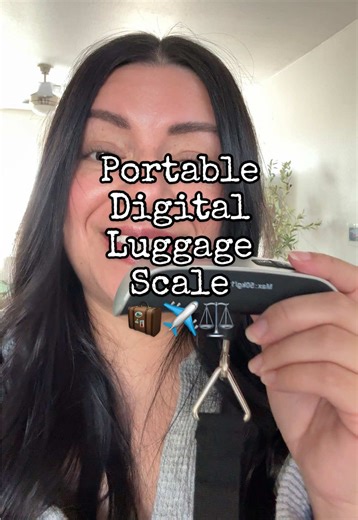 Stop second guessing or rounding up numbers, check out this portable digital luggage scale to help you weigh your bags!! #luggage #scale #travel #portablescale #weigh