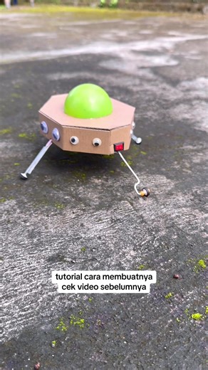 Tutorial Kreatif Membuat Mainan UFO dari Kardus