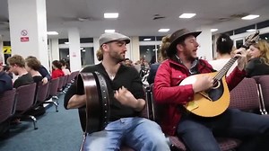 Waiting for your flight?✈️ Daoirí Farrell and his pals making a bit more pleasant! 𝐂𝐥𝐢𝐜𝐤 𝐇𝐞𝐫𝐞 𝐭𝐨 listen to some great Irish music ➡️ https://snd.click/t1qe ☘️ #ireland #irishmusic #irelandtravel #musicofireland #traditional #tradmusic @top fans | This is Ireland's Music