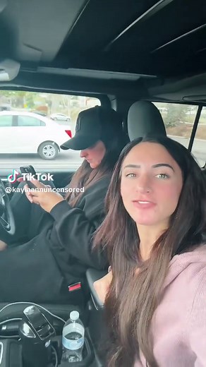 #imamattressactress | Melissa Benoist American Actress