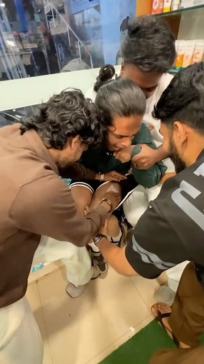 shabeer_dbz on Instagram: "വരൂ സ്വർഗം കാണാം 😅"