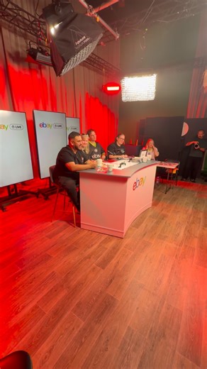 Handing over the 1999 Pokémon base set booster box to get ready for an epic stream tonight ! We have decided to have every pack opened live on tonight’s Pokemon day stream on eBay live lesssggoool #pokemoncards #pokemon #pokemoncommunity | PCA Mart