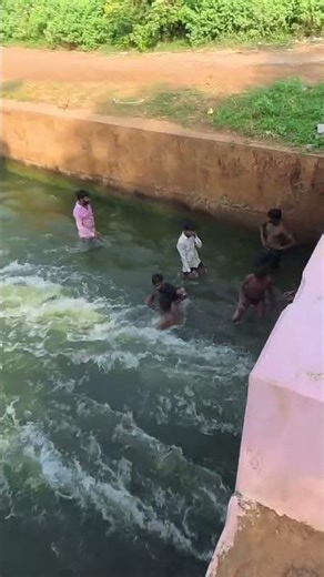 🌊 Extreme River Bathing Challenge | Rapid Water Adventure