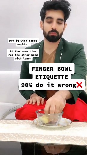 Proper Finger Bowl Etiquette: How to Use it in a Restaurant