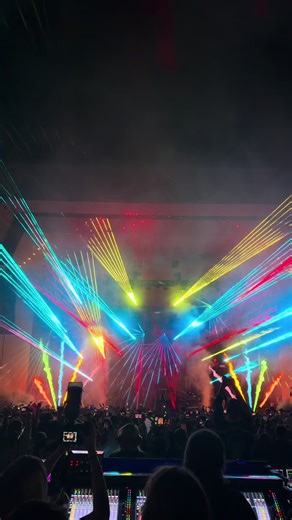 The Rainbow Pyro Experience: Are You Kidding Me?