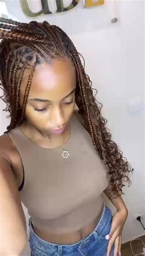 Foulanie Braids: A Stylish Hair Trend in Senegal