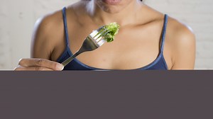 Mayo Clinic Minute: 5 signs your teen might have an eating disorder - Mayo Clinic News Network