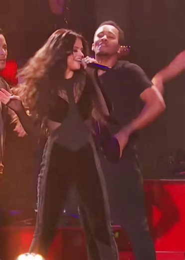 Selena Gomez - Hands to Myself (Live) Part 5