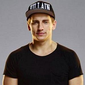 Vitaly Zdorovetskiy Girlfriend 2025: Dating History & Exes - CelebsCouples