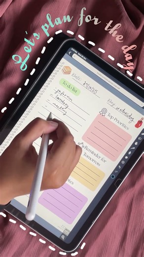 Plan with me using my free daily planner page! Link in description#digitalplanner