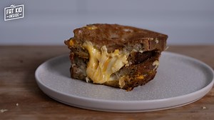 103K views · 5.5K reactions | Here's how to make the ultimate melty cheese toastie, super simple! Click here to watch the new video: https://youtu.be/iksb197EqWg | FEATR | Facebook