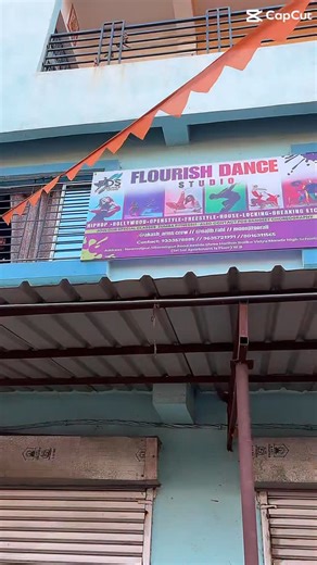 Shivchand Shaw on Instagram: "Flourish Dance Studio.🕺 Hurry up, Free Admission is going on."