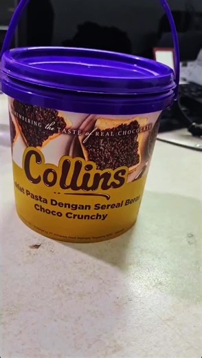 jam istirahat ngemilnya bukan main gan 😋🤤 #coklatcollins #coklatviral #coklatcrunchy #coklat1kg