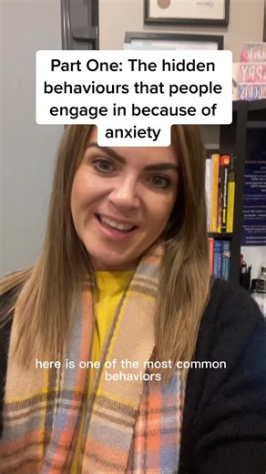 Anxiety can be an intense emotion to deal with and lots of people engage in checking behaviours in order to decrease their anxiety but unfortunately this has a short term effect for anxiety symptoms…. Cognitive Behavioural Therapy CBT is a very effective treatment approach for all anxiety problems Follow for daily CBT tips to help manage your mental health ✅ #cognitivebehaviouraltherapist #mindviewclinic #cbt #tiktoktherapist #anxiety #anxietycheck