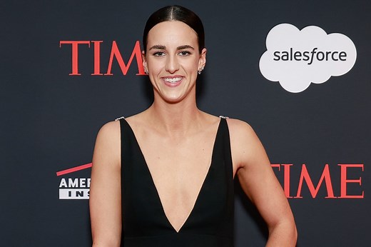 ‘Look at those biceps’ – Dave Portnoy and fans in disbelief over Caitlin Clark’s stunning body transformation and huge arms