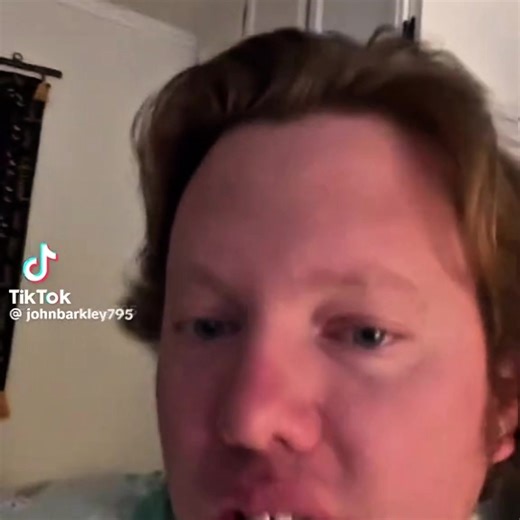 Understanding Mogging and Looksmaxxing