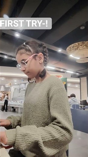 I seriously was so happy that i was able to play Der flohwalzer on a piano also danganronpa refence