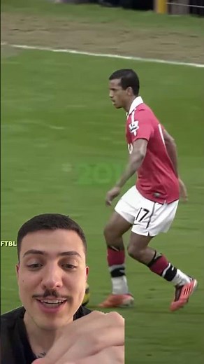 ROONEY NEVER LOSES THE MAGIC OF BIKES!! 🚲 ⚽️