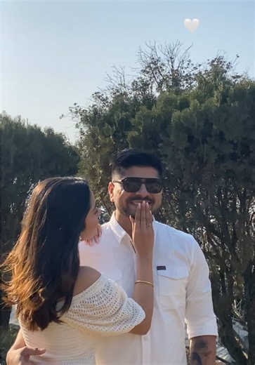 Capturing Pre-Wedding Moments: Stunning Still Photos