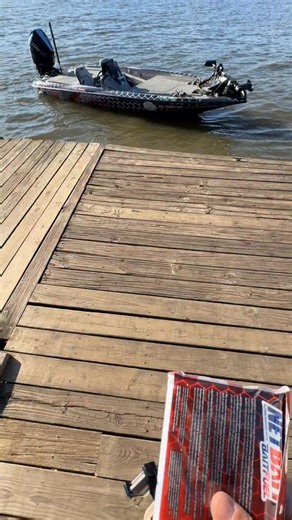 Dustin Lindsey on Instagram: "Power-Pole Total Boat Control think yall can send me control board before Friday? 😂. #phoenixboats #mercurymarine #powerpole #halorods #netbait #bassfishing #freshwaterfish #fy #fypageシ"