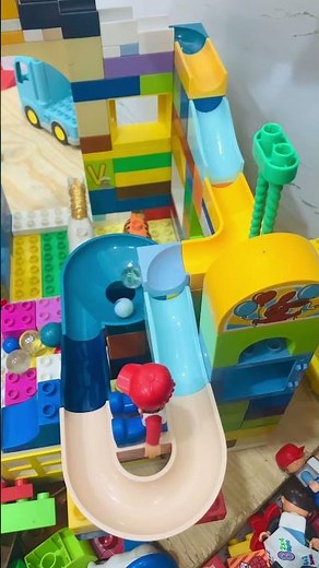 satisfying building blocks marble run#marblerun #duplo