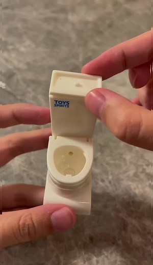 Flushing mini toilet that comes out to work before the full moon #Twisting Egg #toy #toy #funny #mainan #mainananak #play #fyp #foryou #tiktok #viral