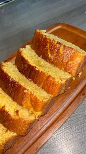 whole wheat flour and almond cake