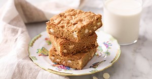 Easy Blondies Recipe - Preppy Kitchen
