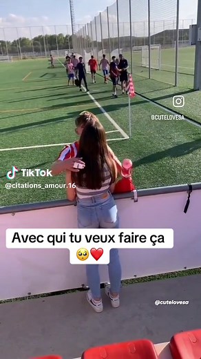 Tendres moments d'amour💕: Calins, bisous et plus encore!