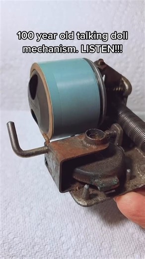 Engineering | Science | Technology on Instagram: "🧸✨ A century ago, toy makers created a talking doll with a tiny mechanical voice box inside. Instead of electronics, it used clockwork gears and a miniature phonograph cylinder to play recorded speech. 🎶 This 100-year-old invention was one of the first attempts to give toys a “voice” — a mix of craftsmanship, engineering, and a touch of eeriness. 👀 #VintageToys #HistoryUncovered #AntiqueMechanisms #DidYouKnow"