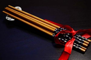 Chinese Chopsticks: History, How to Use, and Taboos