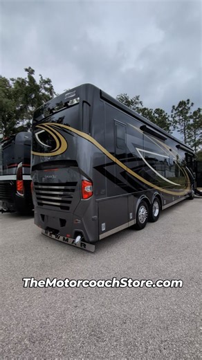 72K views · 621 reactions | Rare 2023 Newmar London Aire Bunk Coach with only 3,300 miles just became available at @the_motorcoach_store for $577,777!!! TheMotorcoachStore.com | Rving with Andrew Steele | Facebook