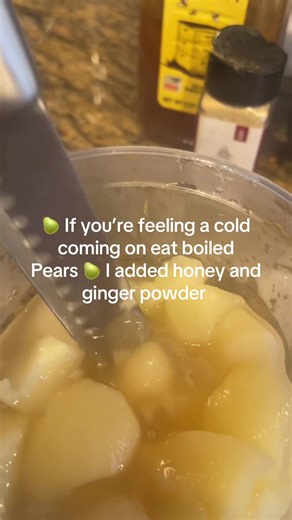 #boiled #pear #chinesemedicine #cold #tiktok