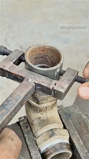 Homemade Tool for Internal Pipe Removal! #LifeHack #PlumbingTool #Shorts