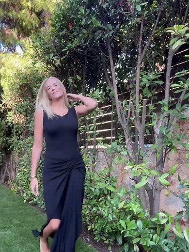 The sweet sweet aroma of her perfect feet