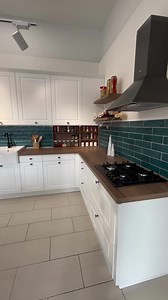 Predstavujeme Vám úplne nové dizajnové štúdio Decodom premium pri autobusovej stanici Nivy.📍 👌V týchto krásnych priestoroch si môžete naplánovať vysnívaný nábytok na mieru s pomocou profesionálov. ⏰Tešíme sa na vašu návštevu počas pracovných dní a v sobotu od 9:00 do 19:00. 👉Viac informácií nájdete na https://lnk.sk/pci4. #decodom #decodom_sk #kuchyneHOME #slovenskyvyrobca #nabytok #DecodomAtmosfera #Bratislava #Nivy | Decodom