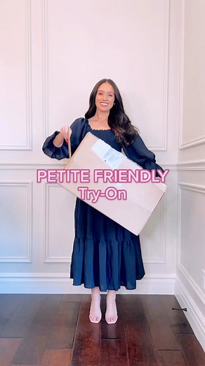 Fashion Try-On Tips for Petite Women