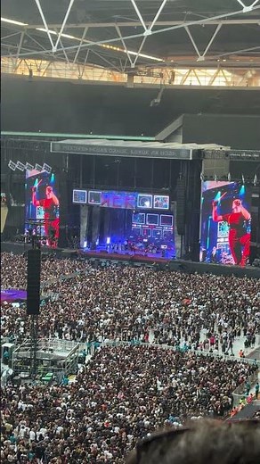 My Chemical Romance mama Live Wembley London MCR #mcr #mychemicalromance