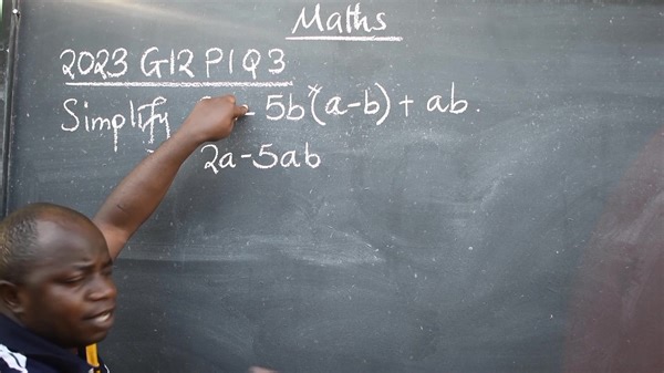 Maths- 2023 G12 P1 Q3 | Introductory Learning