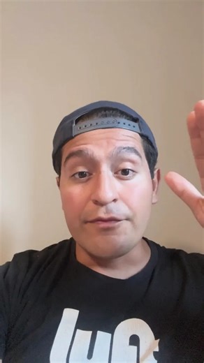 Data Engineer Academy on Instagram: "Meta pays junior data engineers $150K–$180K in total compensation, including equity and signing bonuses. If you’ve been working in tech for years, there’s a good chance you’re underpaid compared to engineers at companies like Amazon and Google. Real salary data lives on platforms like levels.fyi—not Glassdoor—and knowing it can completely change your career strategy."