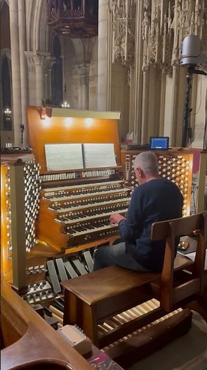 Maestro Hector Olivera at The Riverside Church