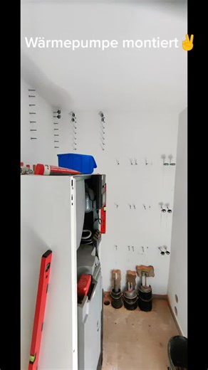 #Beruf #viralvideo #video #video #spaßbeiderarbeit🤪 #heizungsbauer #leidenschaftzumberuf #wärmepumpe #baustelle #handwerker #erneuerbareenergien