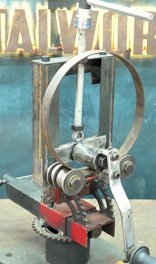 How Does This Metal Bender Work? #diy #craft #crafty #metalworking #crafts #DiYer #tooltips #tips #diyer #making #Metal #metalwork #jigs #hack #trick #make #handmadegifts #welder #welding #DIY