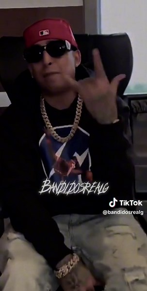 Te Extraño: Sentimientos de Amor y Traición