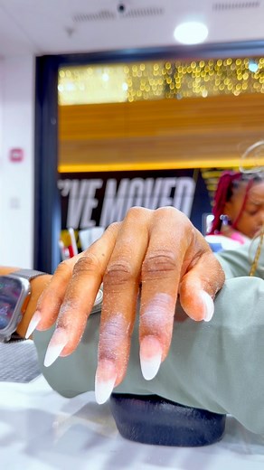 568K views · 14K reactions | Getting my 220k nairà nails done. Is it worth it? 辰 | Hair Tutorials & Lifestyle | Facebook