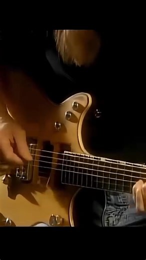 Malcolm playing Hell's Bells 🔔 🎸 #acdc #malcolmyoung #hellsbells | AC/DC Official Fan Club