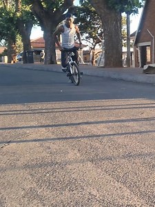 South Africa and nowhere else🇿🇦 soweto drift, bicycle edition #BicycleDrifting #BikeDrift #DriftLife #BicycleStunts #usa #southafrican | Bikerboyz SA